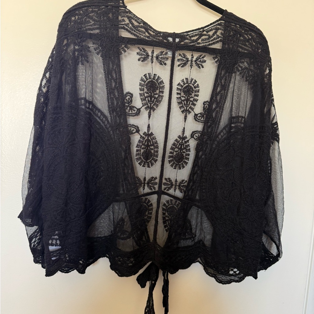Rachel Zoe Black Crop Lace Kimono Cardigan with Tie in One Size - Picture 6 of 9